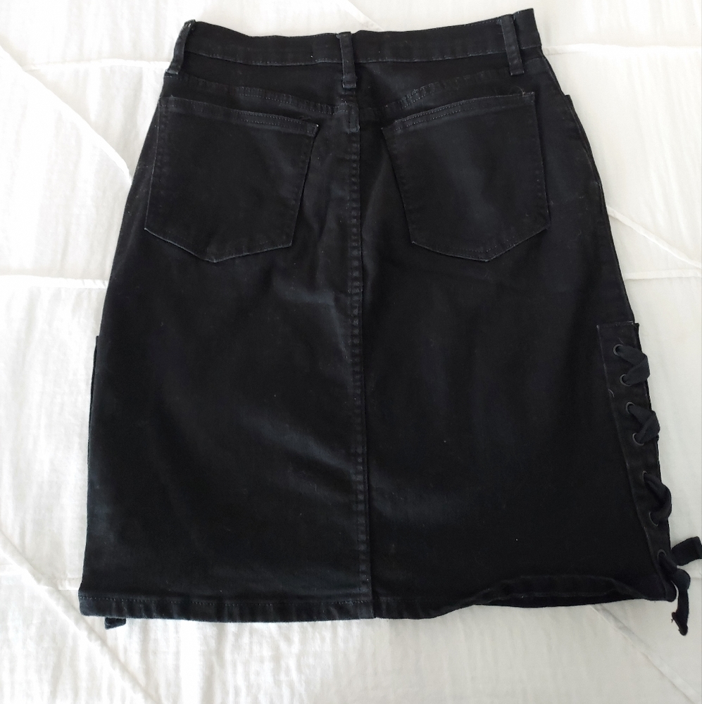 GAP Black Denim Skirt - Picture 8 of 9